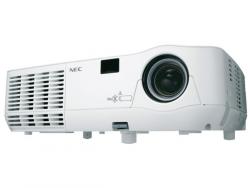 NEC NP215 video projector